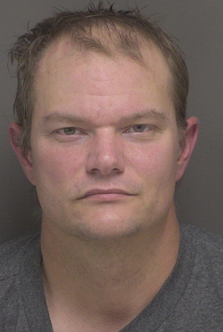 LESLIE, DEREK ALLEN